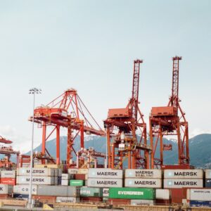 cargo port crane